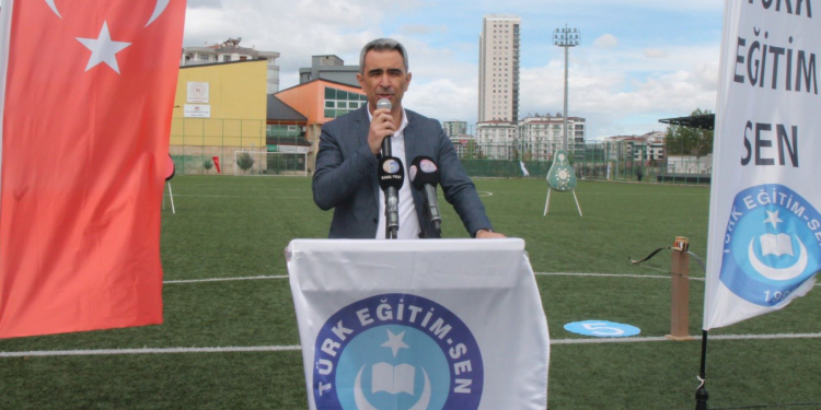 GENEL BAŞKAN YARDIMCIMIZ ORHAN KÜTÜK, ELAZIĞ’DA 5. GELENEKSEL OKÇULUK TOYUNA KATILDI.
